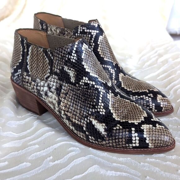 Madewell Sonia Low Chelsea Python Embossed Genuine Leather Ankle Booties Size 8 - Picture 15 of 15